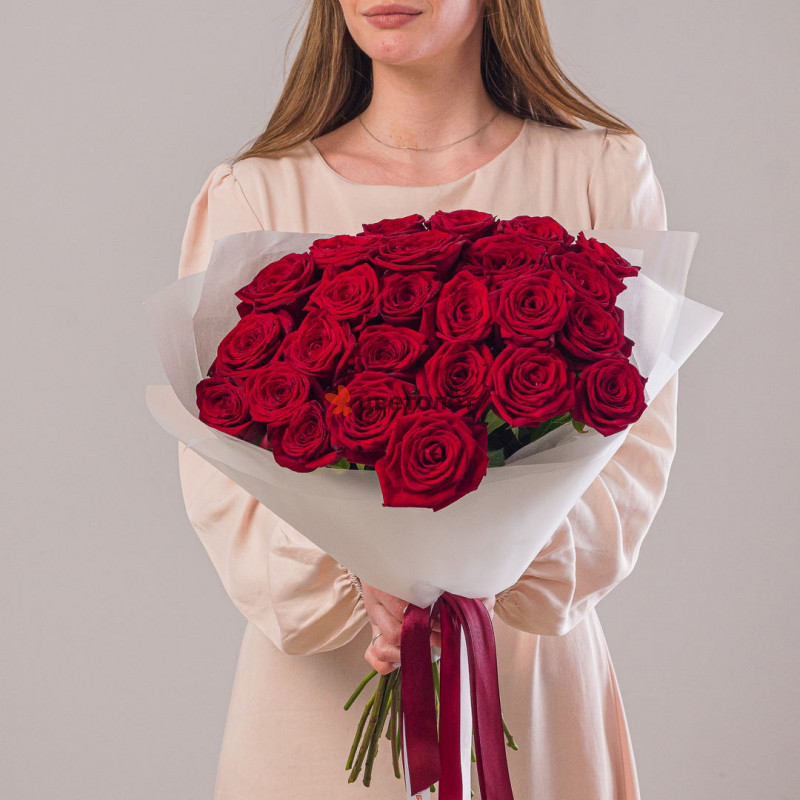 Букет роз Ред наоми 25 шт